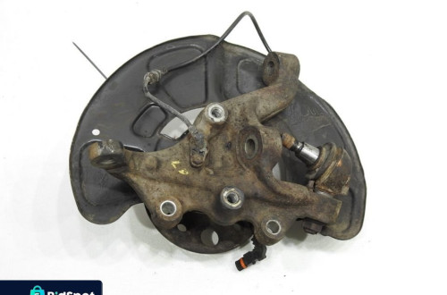 PIASTA ZWROTNICA LEWY PRZÓD Z ABS W212 2.2 CDI