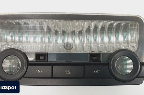 LAMPKA OŚWIETLENIE WNĘTRZA BMW 5 F10 9163699