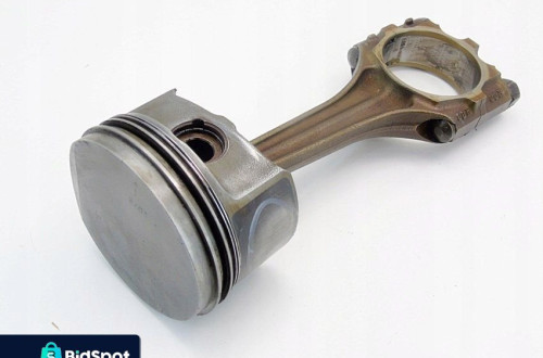 Tłok Korbowód 1.8 20V A3 Leon Octavia Bora Golf Iv