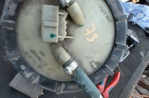 vw polo 6n 1.0b pompa pompka wskaznik paliwa