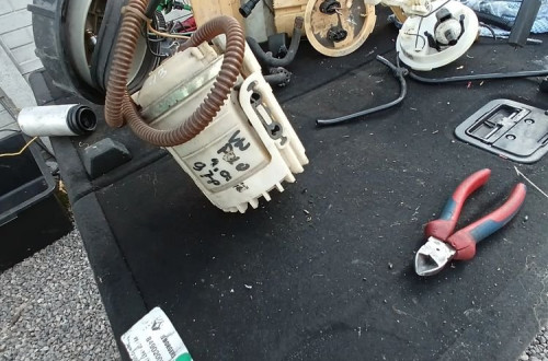 vw polo 6n 1.0b pompa pompka wskaznik paliwa