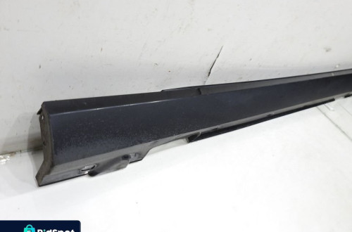 LISTWA NAKŁADKA PROGU LEWA 040 MERCEDES W212 KOMBI