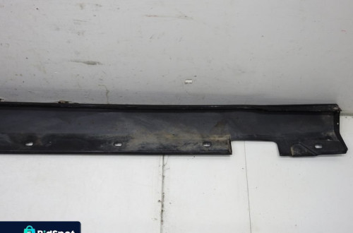 LISTWA NAKŁADKA PROGU LEWA 040 MERCEDES W212 KOMBI