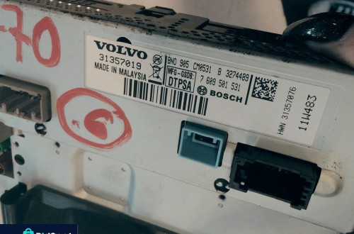 VOLVO V70 III 12r WYŚWIETLACZ 31357019