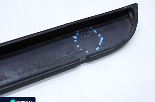 LISTWA DRZWI LEWY PRZÓD DOLNA VOLVO S60