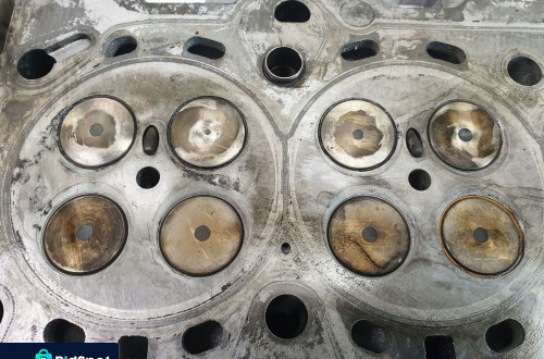 BMW E90 E91 2.0 D GŁOWICA CYLINDRÓW 7787521