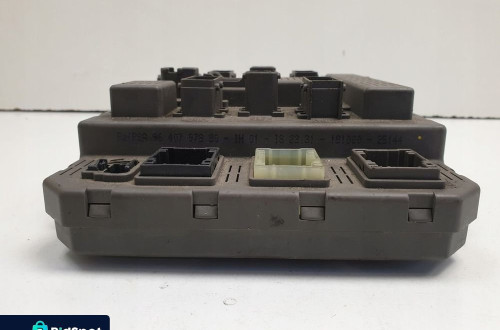 Peugeot 607 2.2 MODUŁ BSI Skrzynka bezpieczników
