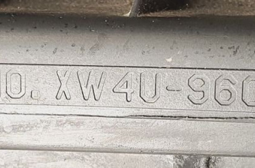 OBUDOWA FILTRA POWIETRZA JAGUAR S-TYPE XW4U9600AD