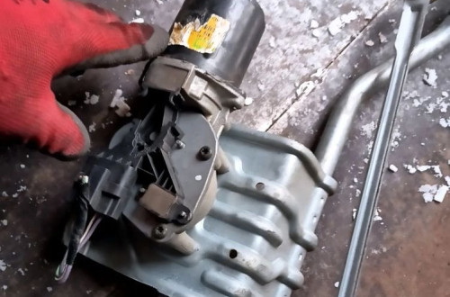 renault scenic ii mechanizm silniczek wycieraczek przod