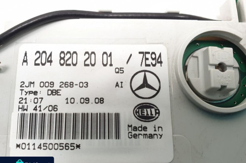 LAMPKA OŚWIETLENIE WNĘTRZA MERCEDES W204