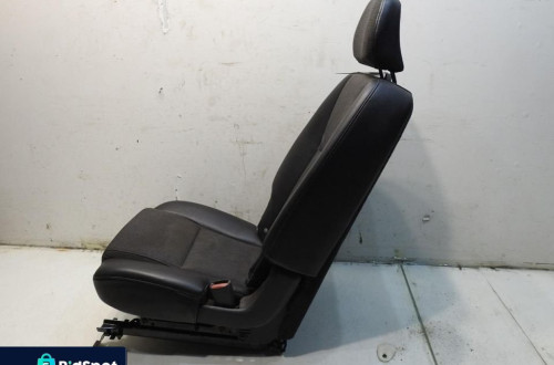 FOTEL PRAWY TYŁ VOLVO XC90 I