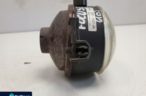 Ford Focus mk2 II PRAWY PRZEDNI HALOGEN Przód