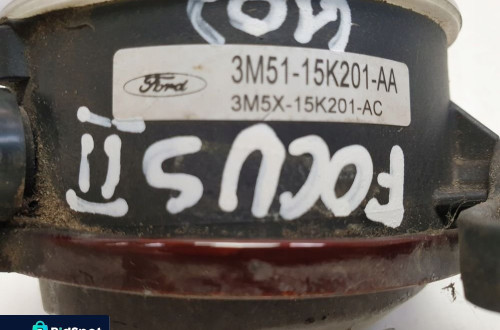 Ford Focus mk2 II PRAWY PRZEDNI HALOGEN Przód