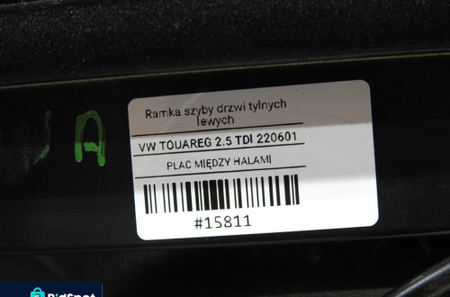 RAMA DRZWI SZYBY LEWY TYŁ VW TOUAREG I