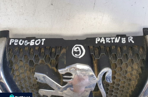 Peugeot Partner LOGO EMBLEMAT Znaczek 9644759077