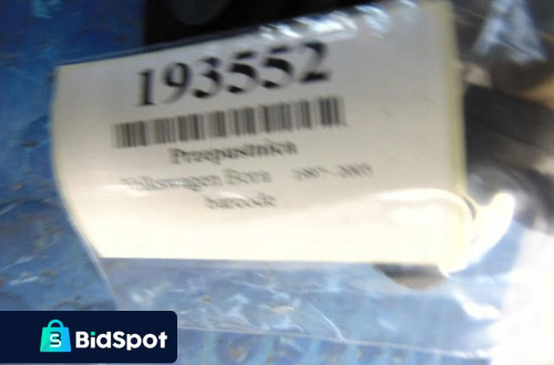 VOLKSWAGEN BORA 1.6 8V PRZEPUSTNICA