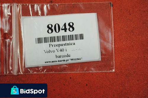 VOLVO V40 2.4B PRZEPUSTNICA