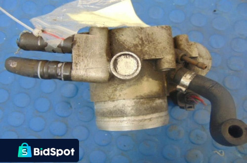 VOLKSWAGEN PASSAT B5 1.8 20V PRZEPUSTNICA 06B133062E