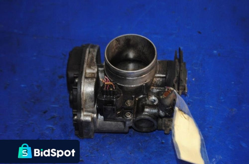 VOLKSWAGEN BORA 1.8 16V 325346KM PRZEPUSTNICA