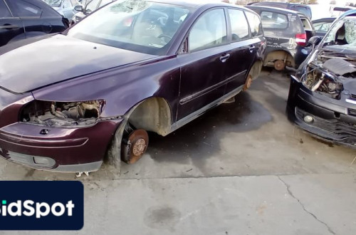 011 VOLVO V50 PRZEZNACZENIEM NA CZĘŚCI!!!