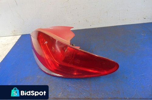 PEUGEOT 207 CC LAMPA PRAWA TYŁ