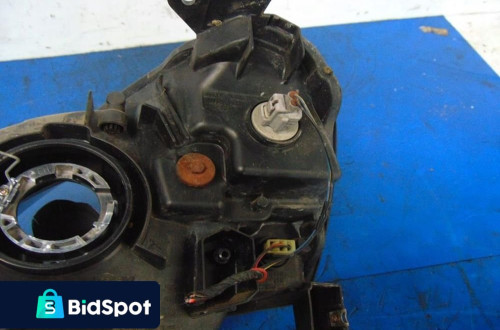 SUZUKI LIANA REFLEKTOR PRAWY