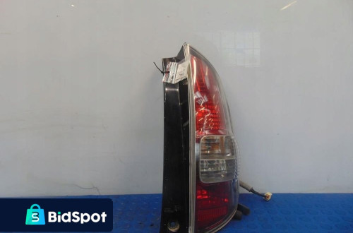 DAIHATSU SIRION II LAMPA TYŁ PRAWA