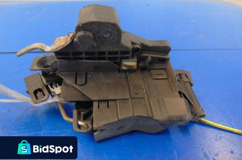 MERCEDES CLK W208 ZAMEK DRZWI LEWY PRZÓD