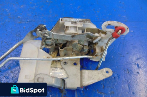 PEUGEOT 107 ZAMEK DRZWI LEWY PRZÓD