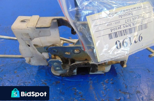 PEUGEOT 107 ZAMEK DRZWI LEWY PRZÓD