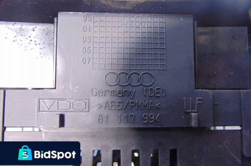 AUDI A2 ZESTAW WSKAŹNIKÓW LICZNIK 81117994