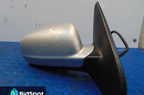 SEAT LEON LUSTERKO PRAWE