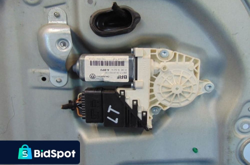 VOLKSWAGEN TOURAN PODNOŚNIK SZYBY ELEKTRYCZNY LEWY TYL 1T0839729H