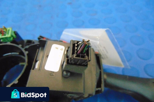 BMW E46 LIFT 1.9 PRZEŁĄCZNIK ZESPOLONY 8363668M