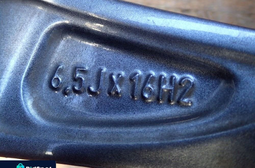 FELGA ALUMINIOWA HYUNDAI I30 16 ET50 52910-G4200