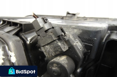 RENAULT VEL SATIS REFLEKTOR PRAWY