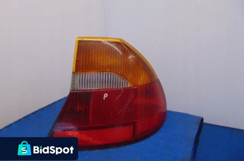 CHRYSLER 300M LAMPA TYŁ PRAWA