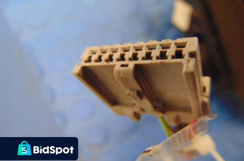 NISSAN PRIMERA P12 LUSTERKO LEWE