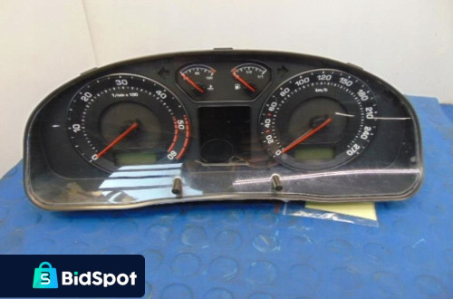 SKODA SUPER B LICZNIK 3U0920841D