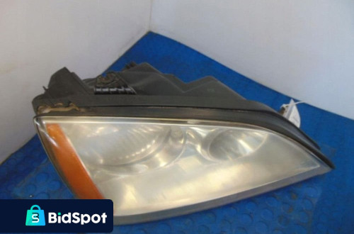 KIA SORENTO REFLEKTOR PRAWY