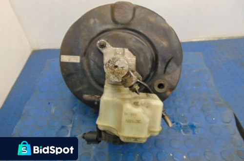 AUDI A3 8P LIFT SERWO HAMULCOWE