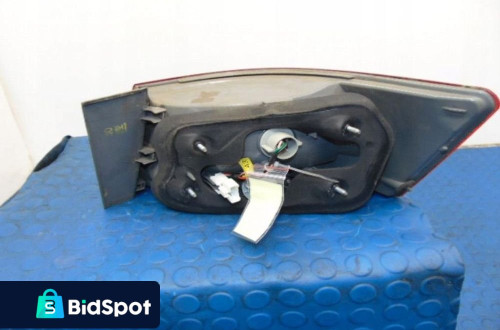 HYUNDAI SONATA IV LAMPA TYL LEWA