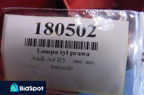 AUDI A4 B5 LAMPA TYL PRAWA