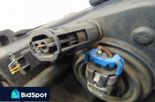 BMW E39 REFLEKTOR LEWY XENON