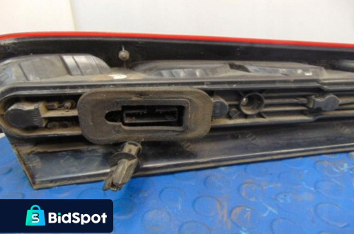 FORD FOCUS C-MAX LAMPA TYL PRAWA