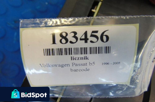 VOLKSWAGEN PASSAT B5 LICZNIK 3B1919860C