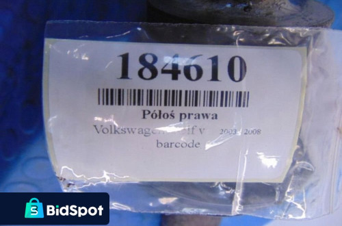 VOLKSWAGEN GOLF V PÓŁOŚ PRAWA