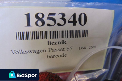 VOLKSWAGEN PASSAT B5 LICZNIK