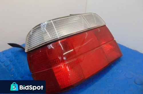 BMW E36 COMPACT LAMPA TYL LEWA