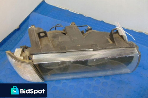 BMW E36 COMPACT REFLEKTOR PRAWY